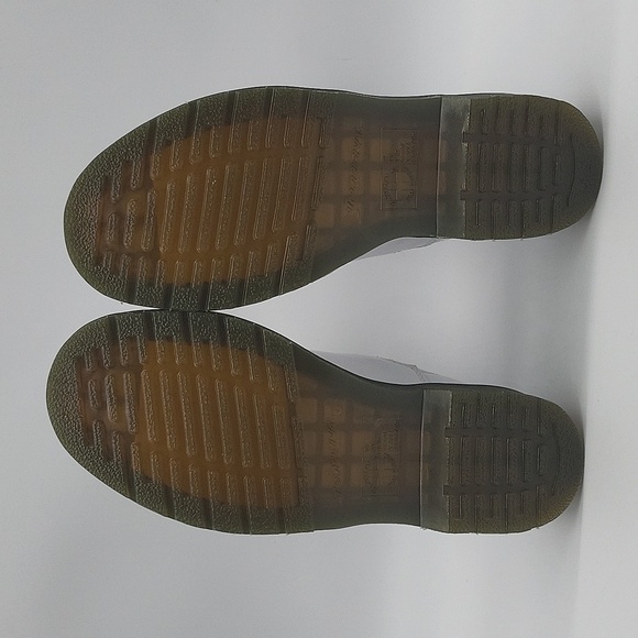 1256- Dr. Martens Chelsea Boots White Size 10 – Never Worn - Picture 8 of 11